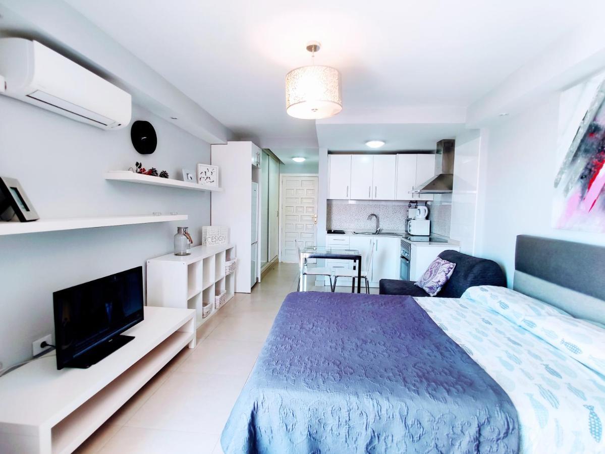 Estudio Summerland En Los Cristianos Arona  Bagian luar foto