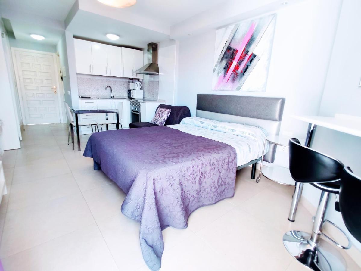 Estudio Summerland En Los Cristianos Arona  Bagian luar foto